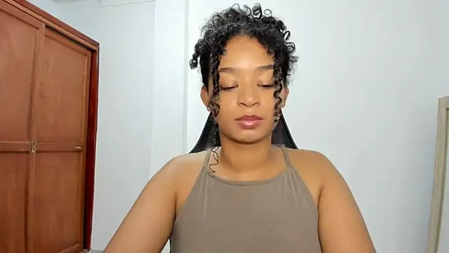 avellanatammy online show from February 20, 2026, 1:57 am