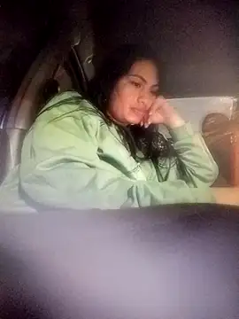 SamanthaBeke online show from April 12, 2026, 3:55 am