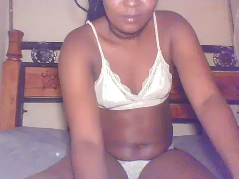 Snapshot of Cute_tamara chatting on May 7, 2026, 7:52 pm Cute tamara online show from May 7, 2026, 7:52 pm