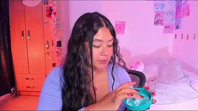 StephaniFox online show from February 11, 2025, 11:54 pm