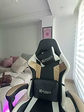 Dj scarlettmorreti online show from April 21, 2026, 6:34 pm