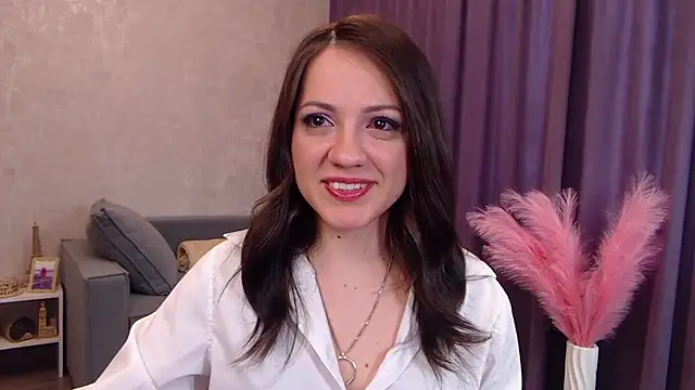 Snapshot of SusanMorado chatting on November 3, 2025, 9:21 am SusanMorado online show from November 3, 2025, 9:21 am