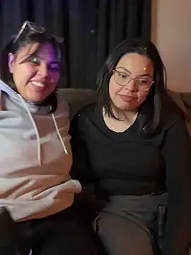 miacanela xo online show from November 26, 2025, 4:24 am