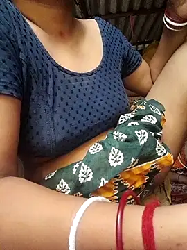 Snapshot of HotSexyBoudi chatting on October 8, 2025, 8:34 am HotSexyBoudi online show from October 8, 2025, 8:34 am