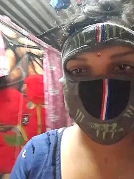 Snapshot of HotSexyBoudi chatting on October 31, 2025, 9:10 am HotSexyBoudi online show from October 31, 2025, 9:10 am