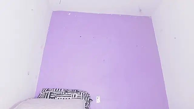 vale ross  online show from November 7, 2025, 3:06 am