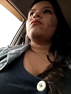 Julieta-tits online show from December 7, 2024, 8:38 pm