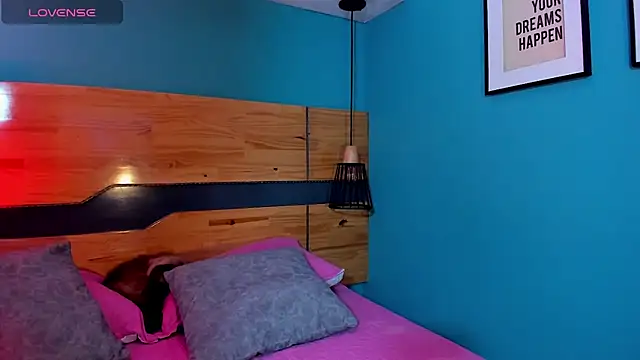 Snapshot of Tamaraakins chatting on October 10, 2025, 3:11 pm Tamaraakins online show from October 10, 2025, 3:11 pm