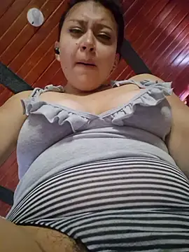 Snapshot of lombarlana-89 chatting on April 19, 2026, 6:10 pm lombarlana-89 online show from April 19, 2026, 6:10 pm