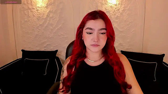 ViolettCastel online show from October 12, 2025, 4:50 pm