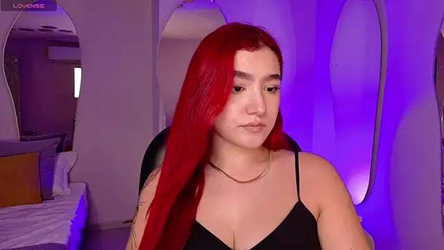 ViolettCastel online show from November 26, 2025, 7:26 pm