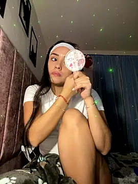 Kimmymadison- online show from October 31, 2025, 1:28 am