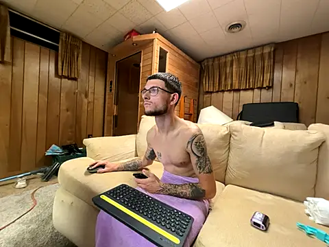 Snapshot of hungkubenski chatting on October 19, 2025, 5:41 am hungkubenski online show from October 19, 2025, 5:41 am