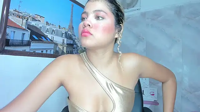 Snapshot of sofiacastillo01 chatting on May 29, 2026, 1:31 pm sofiacastillo01 online show from May 29, 2026, 1:31 pm