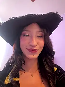 peiton steele7 online show from October 31, 2025, 7:48 pm