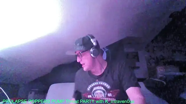 Bigthroaterboy online show from October 30, 2025, 9:37 pm