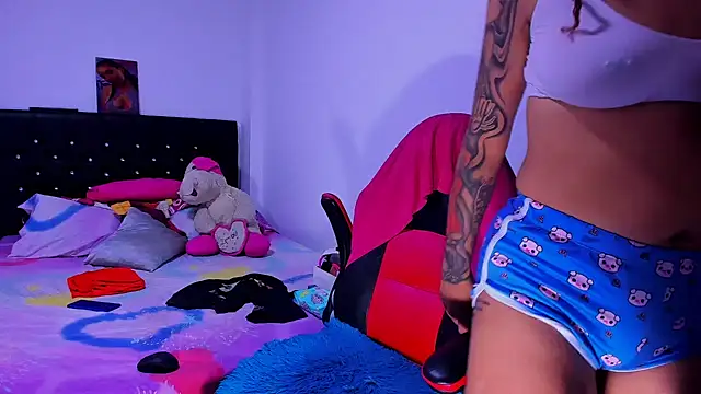 kerlysmith 24 online show from January 30, 2025, 7:37 pm