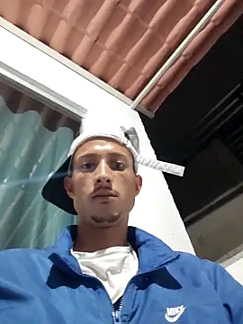 magrinhosafadoo33 online show from February 1, 2026, 6:45 am