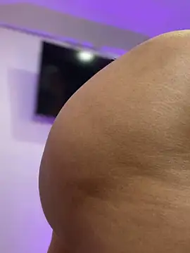 Snapshot of ANA_CARTER chatting on October 22, 2025, 12:55 am ANA CARTER online show from October 22, 2025, 12:55 am