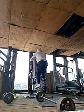 Petrossa online show from November 26, 2025, 5:52 am