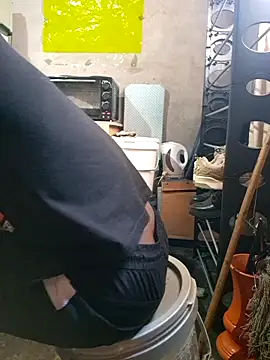 Petrossa online show from April 3, 2026, 9:29 am