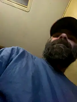 WilldoPita online show from December 6, 2024, 2:35 am