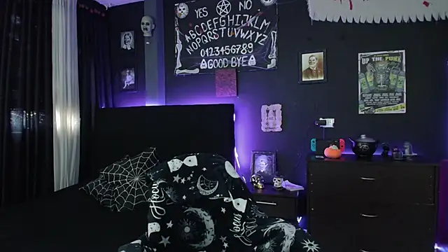 Snapshot of Goddess_Mortem chatting on January 28, 2025, 2:10 pm Goddess Mortem online show from January 28, 2025, 2:10 pm