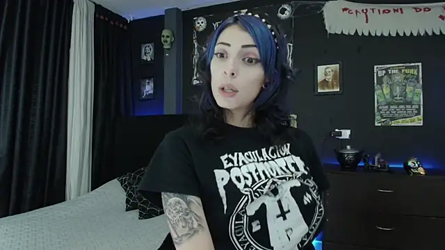 Snapshot of Goddess_Mortem chatting on March 10, 2025, 12:07 am Goddess Mortem online show from March 10, 2025, 12:07 am