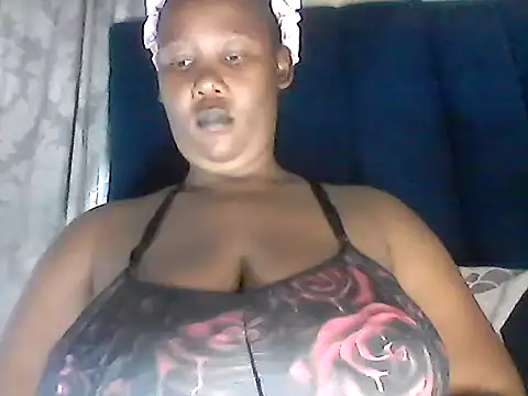 NippleMilkXx online show from November 3, 2025, 6:47 am