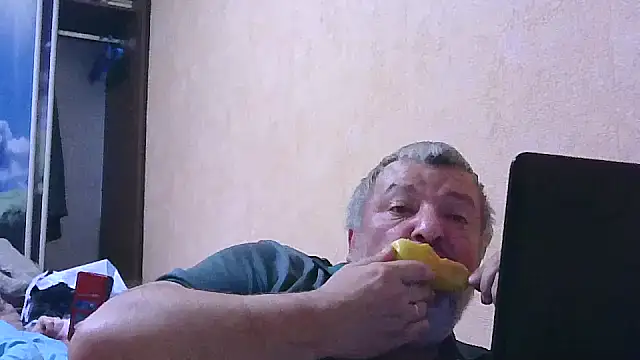 Snapshot of Art_Ass chatting on October 11, 2025, 4:16 pm Art Ass online show from October 11, 2025, 4:16 pm