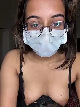 HotIndianCouple  8 online show from January 4, 2025, 1:52 am