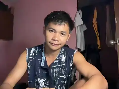 Snapshot of RaVeN354 chatting on September 20, 2025, 5:47 pm RaVeN354 online show from September 20, 2025, 5:47 pm