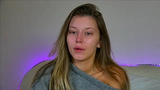 LiliaBianka online show from September 19, 2025, 6:37 am