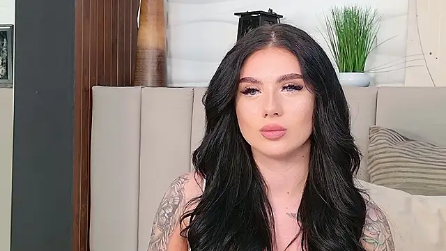 Snapshot of CarolinePrescott chatting on February 21, 2026, 7:04 pm CarolinePrescott online show from February 21, 2026, 7:04 pm