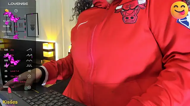 Valeria  soler online show from January 25, 2025, 12:37 pm