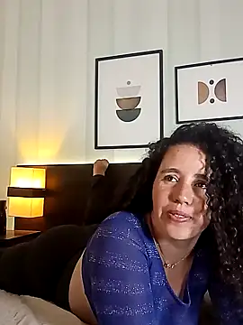 Valeria  soler online show from February 1, 2025, 5:58 pm