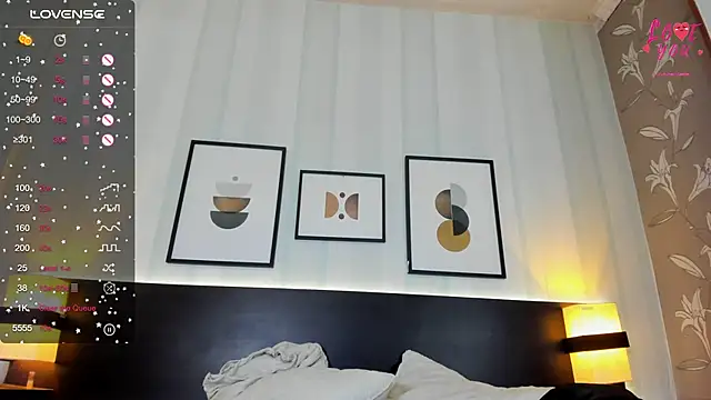 Valeria  soler online show from February 9, 2025, 4:29 pm