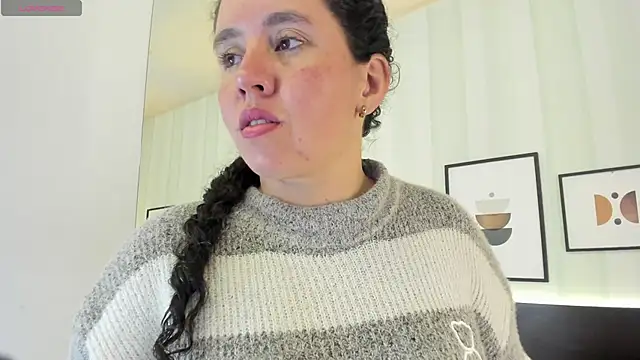 Valeria  soler online show from March 15, 2025, 12:45 pm