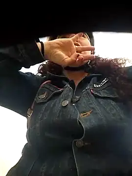 Valeria  soler online show from September 27, 2025, 8:47 pm