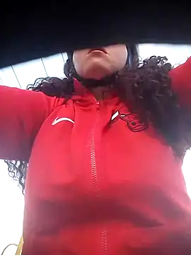 Valeria  soler online show from October 9, 2025, 12:03 pm