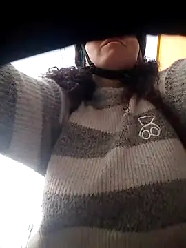 Valeria  soler online show from October 31, 2025, 11:44 am