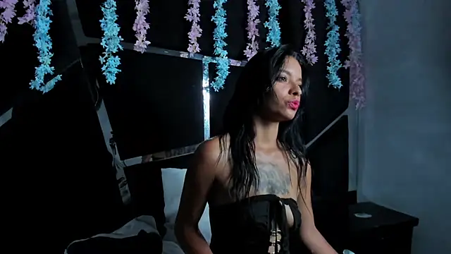 MaddyHudson online show from March 13, 2026, 10:38 pm