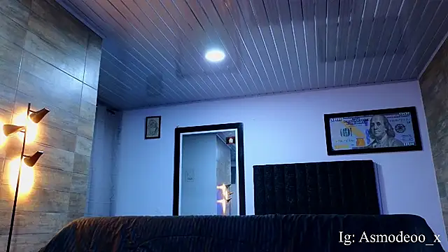 Snapshot of AsmodeoCox chatting on October 2, 2025, 4:30 am AsmodeoCox online show from October 2, 2025, 4:30 am