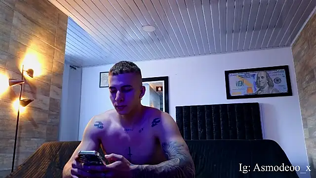 Snapshot of AsmodeoCox chatting on October 12, 2025, 8:41 pm AsmodeoCox online show from October 12, 2025, 8:41 pm