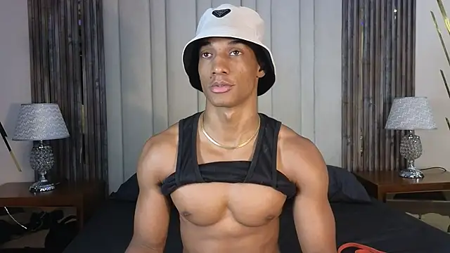 Malkongarcia online show from April 28, 2026, 10:15 pm