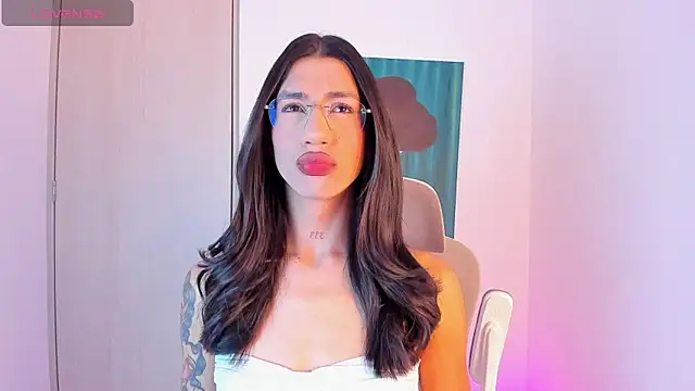 Snapshot of sofiaa_grey_ chatting on February 25, 2026, 2:05 pm sofiaa grey online show from February 25, 2026, 2:05 pm