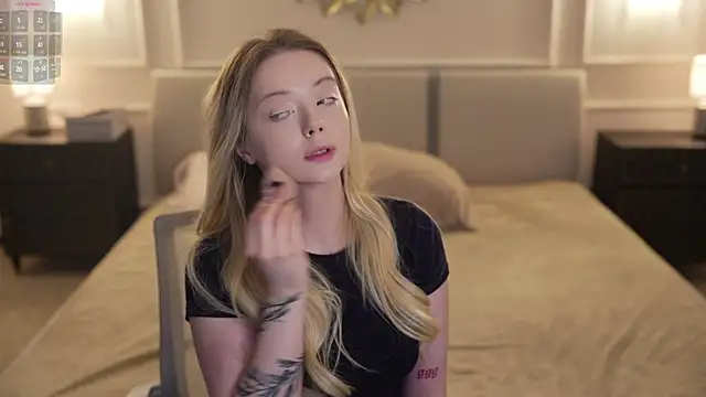 Cassy-Celestial  online show from September 12, 2025, 4:23 am