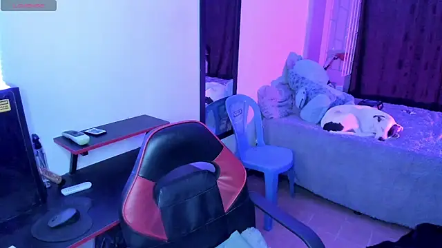 Snapshot of MIABOOBS__ chatting on October 8, 2025, 5:16 am MIABOOBS online show from October 8, 2025, 5:16 am