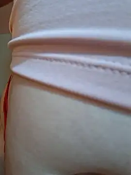 Juliietha servas online show from January 16, 2026, 12:47 am