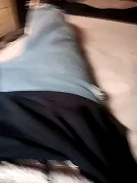 Snapshot of ySqmbVanbe chatting on October 29, 2025, 9:16 pm ySqmbVanbe online show from October 29, 2025, 9:16 pm